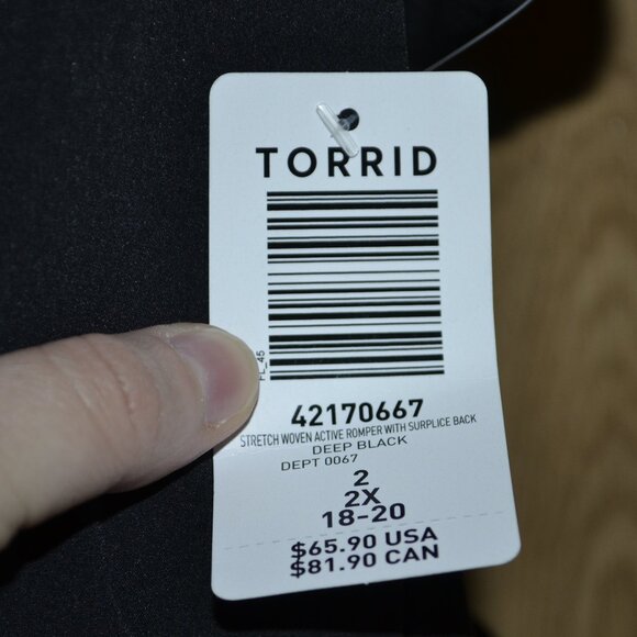 NWT Torrid Active Stretch woven active romper with surplice back & pockets - Picture 4 of 13